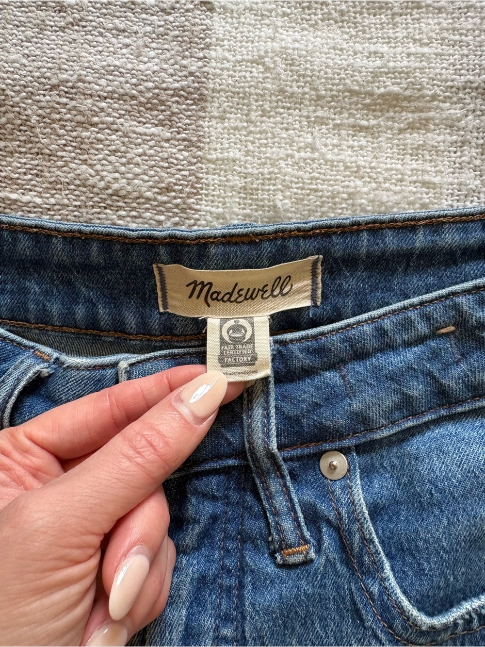 Madewell Curvy Perfect Vintage Wide Leg Crop Jean - Picture 6 of 11